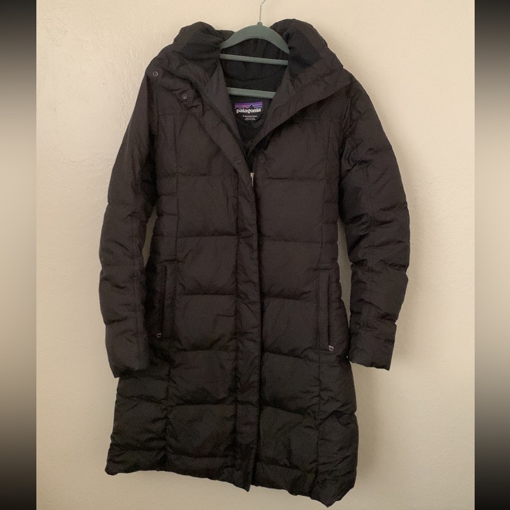 SOLD Patagonia Women's Jackson Glacier Parka